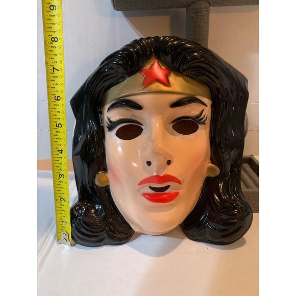 1976 DC Comics Wonder Woman Mask - Ben Cooper Vinatge - Picture 7 of 12